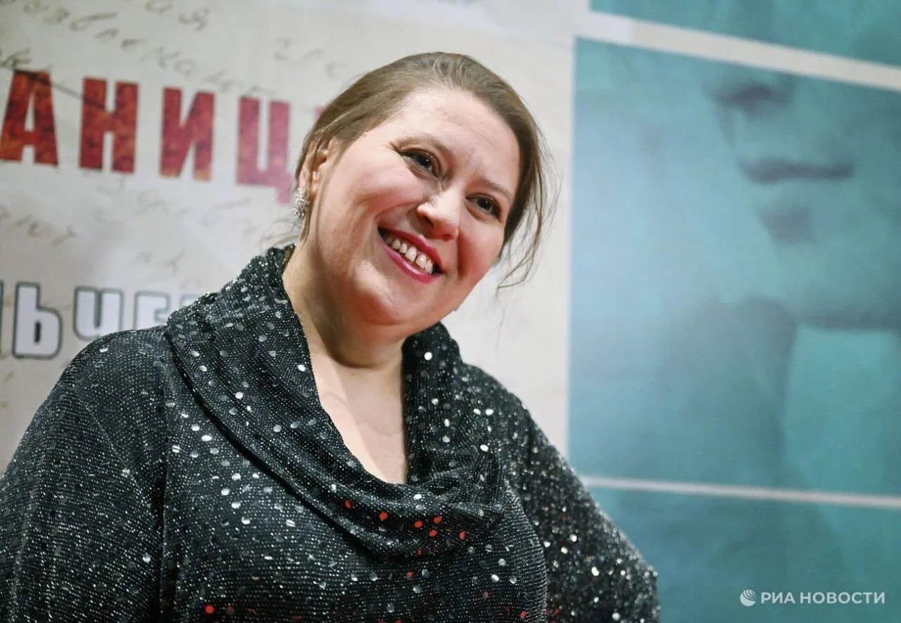 Актриса Татьяна Плетнева скончалась в возрасте 48 лет.

Об этом сообщил режиссер Марат Никитин в соц