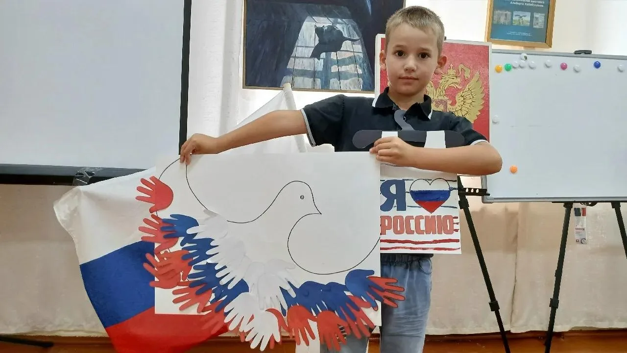 🎗 В Белебеевской художественной галерее в рамках проекта «Контрактник» прошла патриоти...