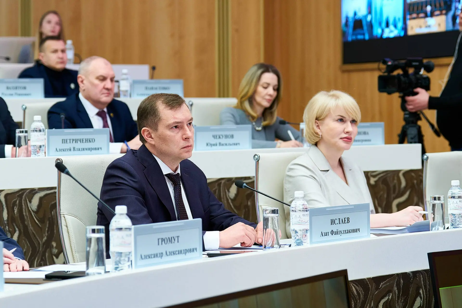 На заседании Регионального оргкомитета по подготовке и проведению в Югре мероприятий, посвященных 81