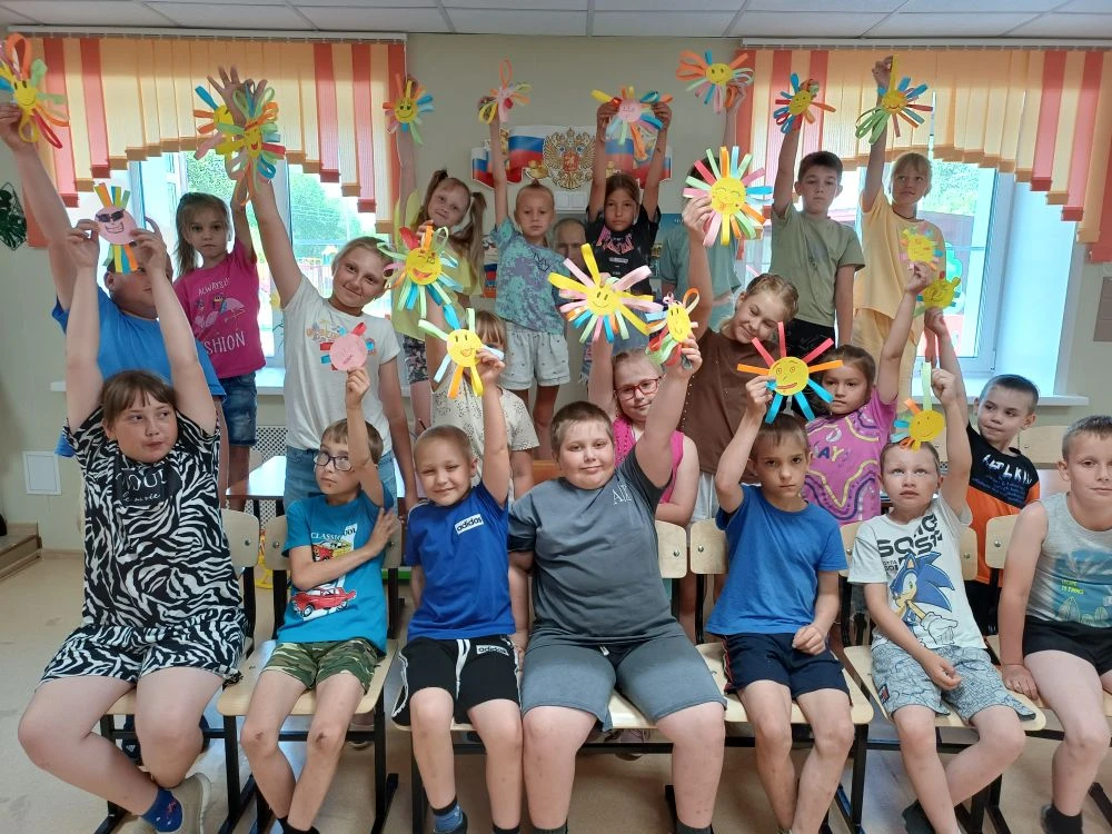 9 июня. В школьном лагере с дневным пребыванием "Улыбка" сегодня прошёл день Дружбы.