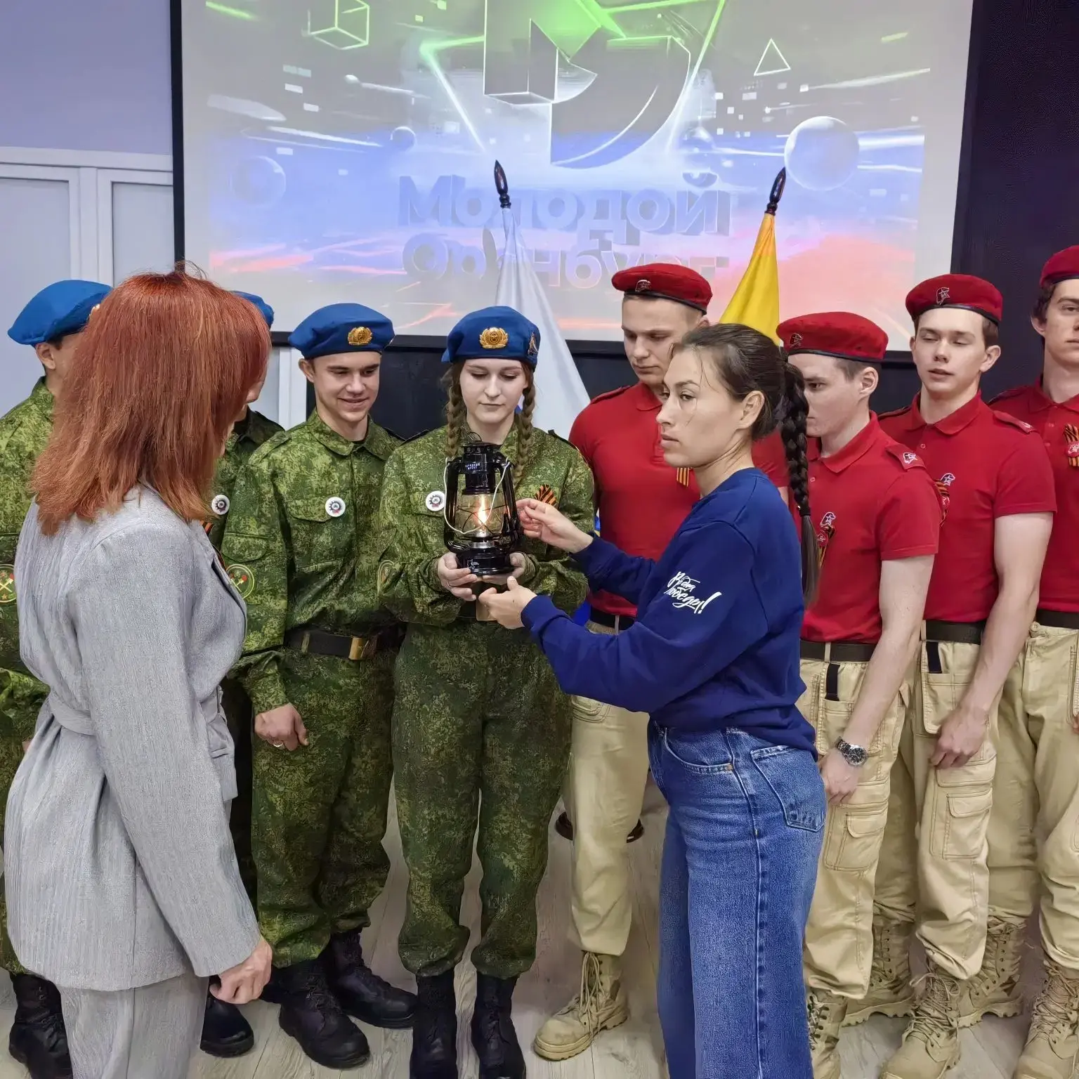 «Огонь памяти», священная частица Вечного огня, доставлена из Москвы в Оренбург.   В преддверии Дня 
