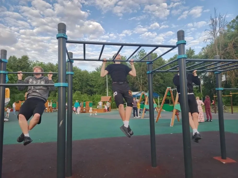 🌿 Спорт и экология — идеальное сочетание! 🏃‍♂️

Вчера, 4 июня, в нашем центре образования прошло с
