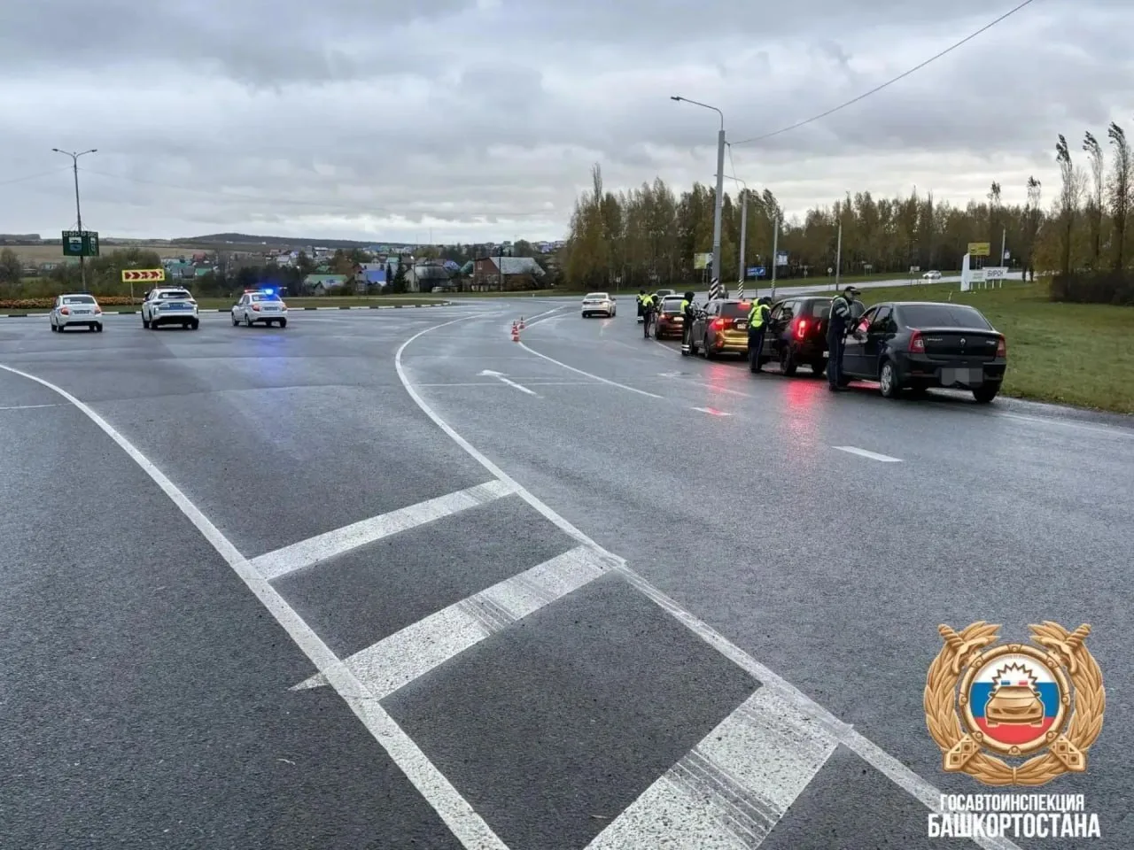 🚔 На трассах вновь массово проверяют водителей