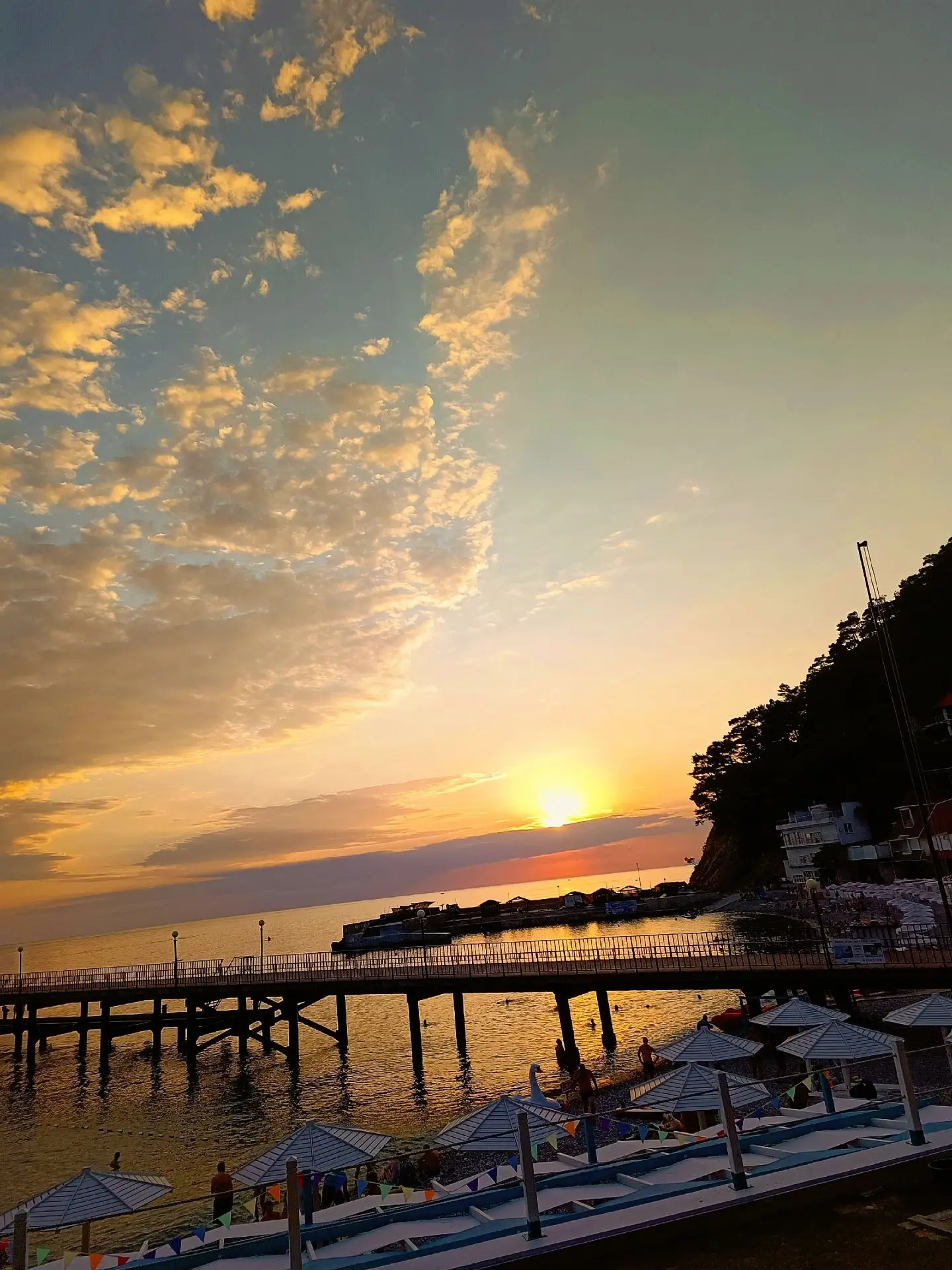 Закаты - как отдельный вид искусства на море 🌅🫶✨