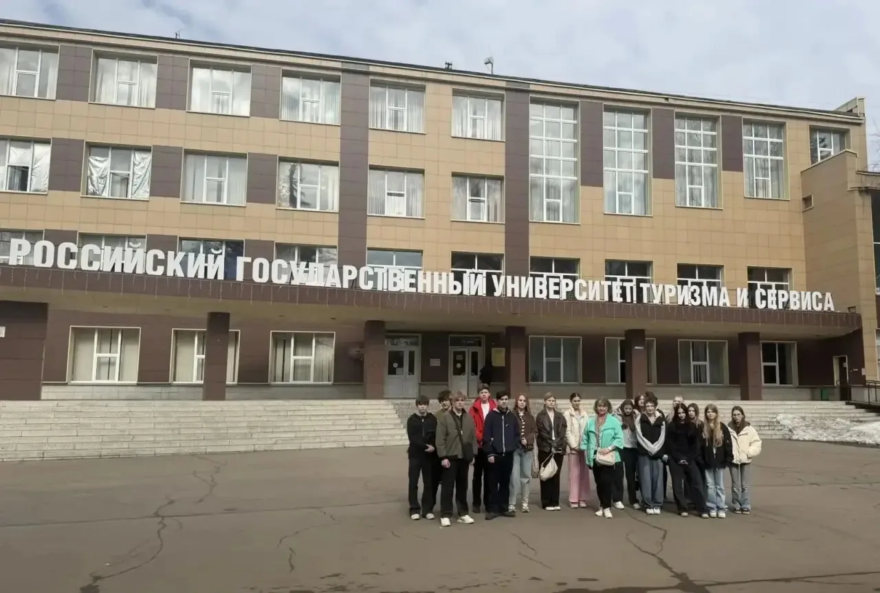 Взгляд в будущее: девятиклассники примерили профессии в РГУТИС! 🔥  Вчера у учащихся 9Д, 9Е и 9И клас