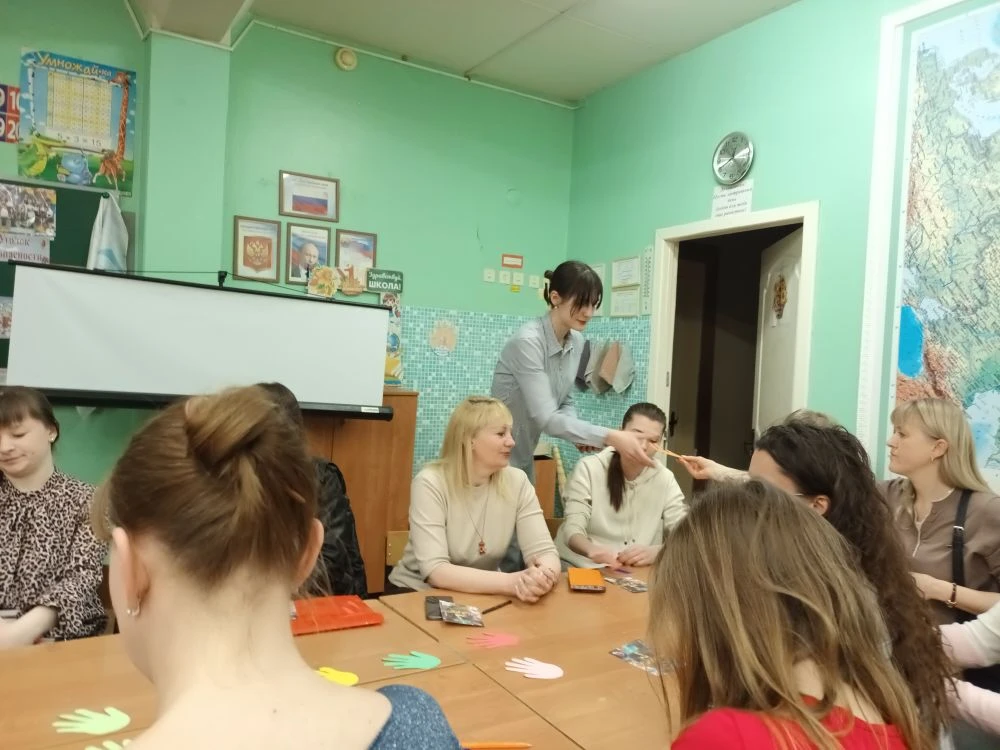 8 апреля во 2 «В» классе случилось особенное событие. В рамках Недели психологии привычное родительс