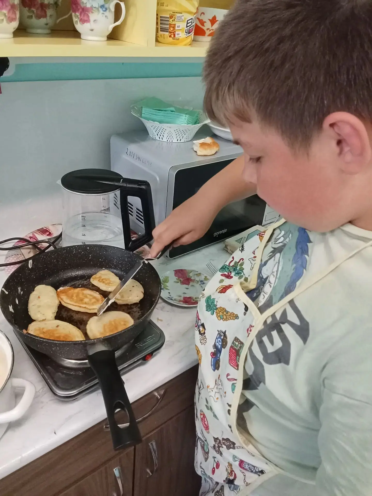 🥞Сегодня наши ребята приготовили восхитительные оладьи и предложили всем отведать это ...