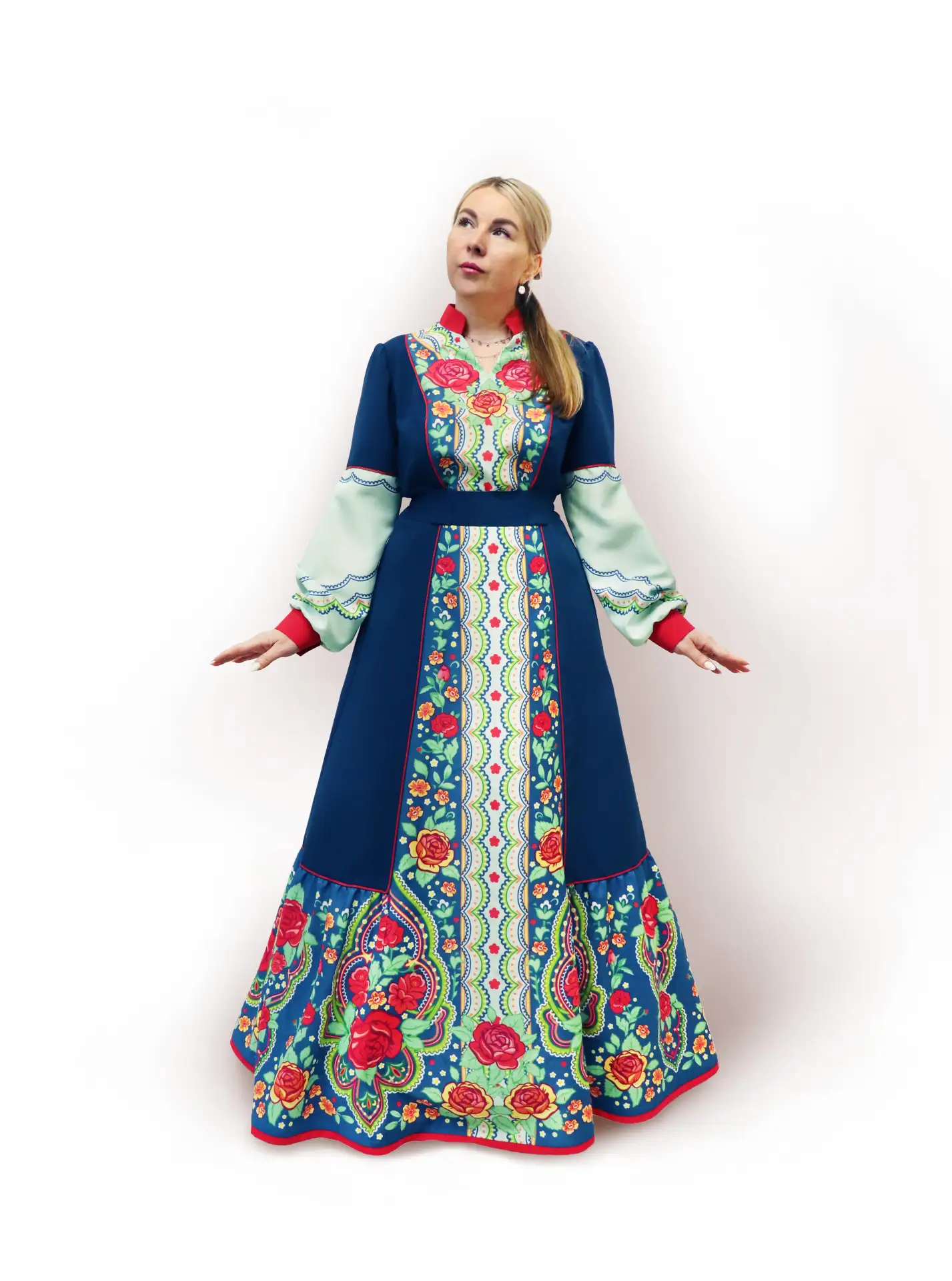 🏷️ Костюм сценический женский
Арт: КСЖ 011/БЮП
✅ Комплектация: Блуза, юбка, перелина-платок
📏 Разм