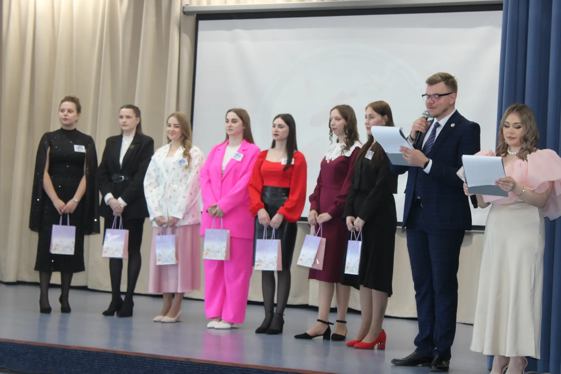 Названы победители районного конкурса «Молодой специалист года – 2026» им. В.А. Довгаль👏  28 апреля 