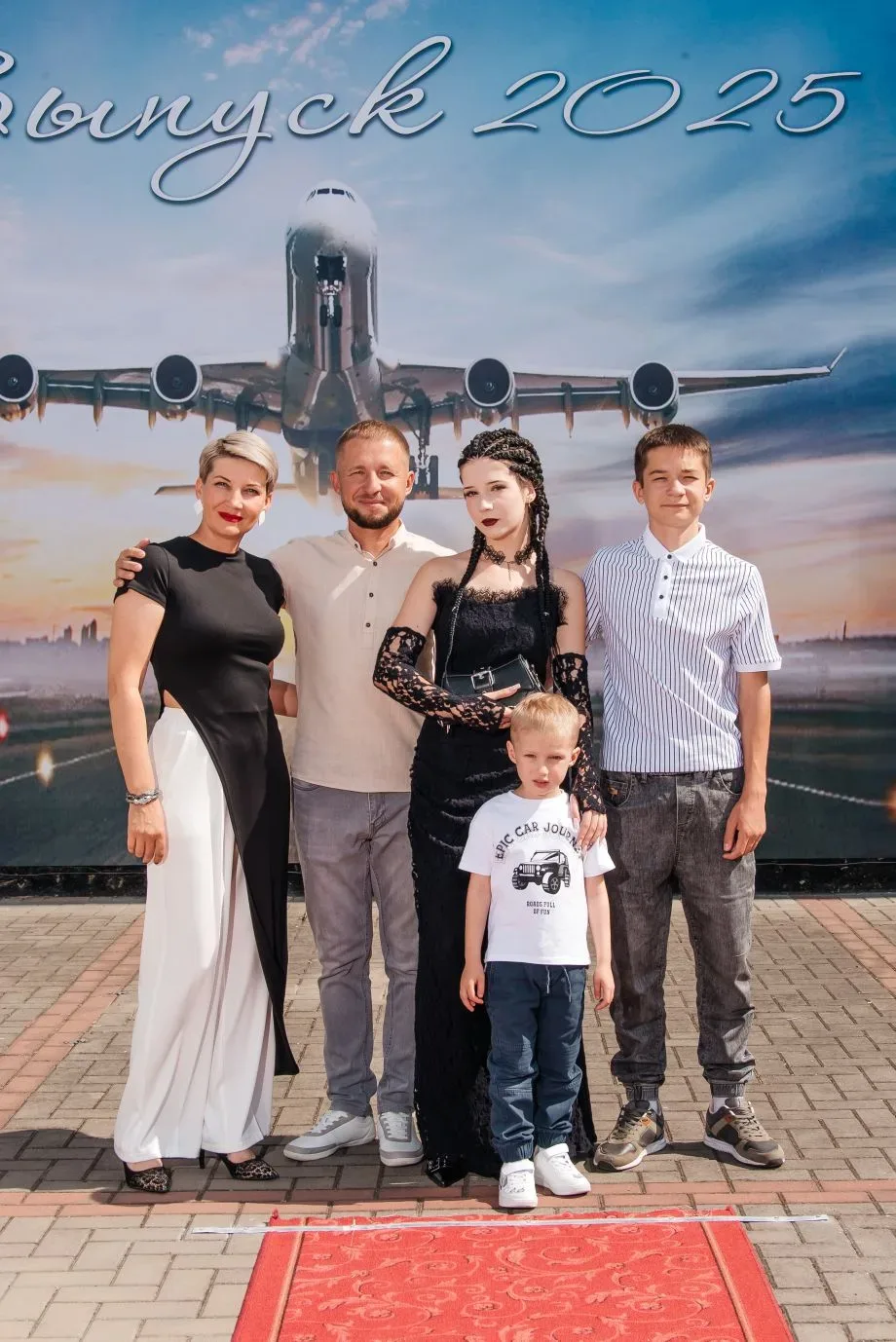 👨‍👩‍👦В станице Крыловской Крыловского района проживает многодетная семья Евтушенко Евгения Юрьеви