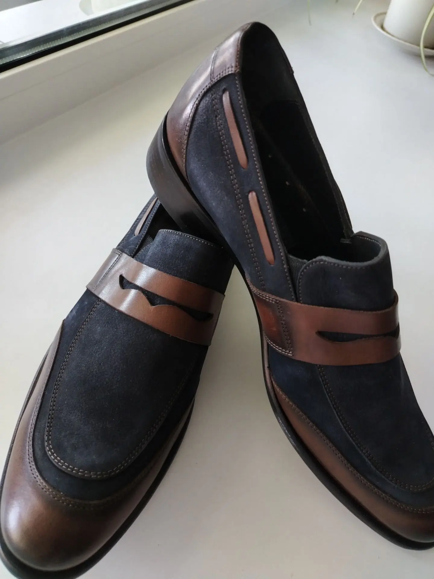 Продам туфли мужские Luciano Bellini,кожа, р. 42, новые, на узкую ногу. 3500 руб.