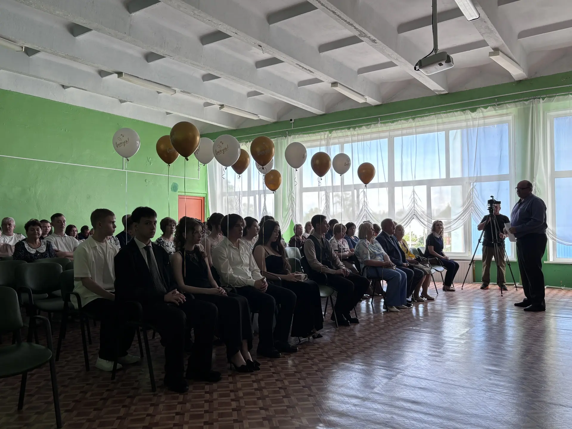 🎉 Выпускной вечер в Куркинской СОШ №1 — особый момент, который остаётся в памяти навсегда.

В этот 