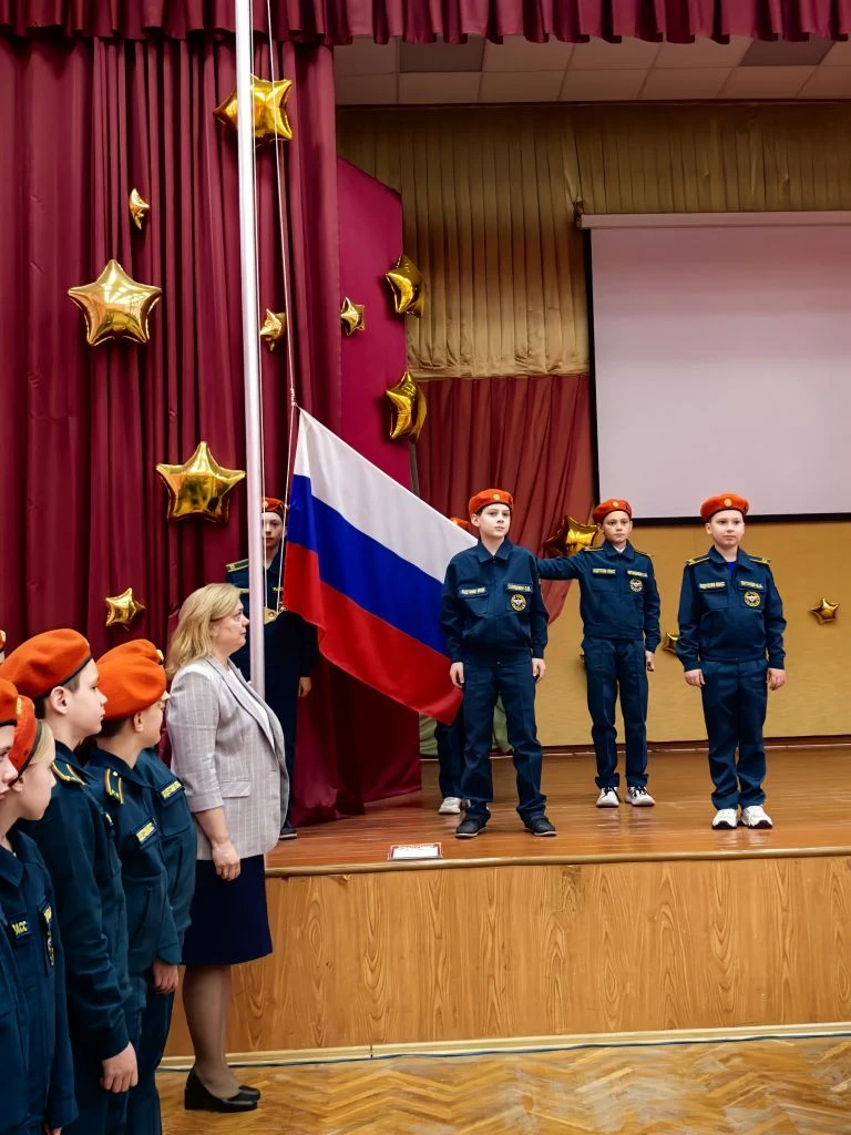 🏫 Новая учебная неделя в МАОУ СОШ №10!  👩‍🏫 Сегодня в стенах нашей МАОУ СОШ №10 стартовала новая уче
