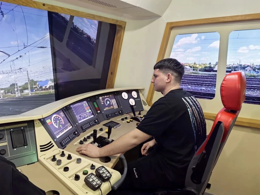 Триумф студентов Губернского колледжа на региональном уровне! 🚂   📣Медиацентр «Студент говорит» с лу