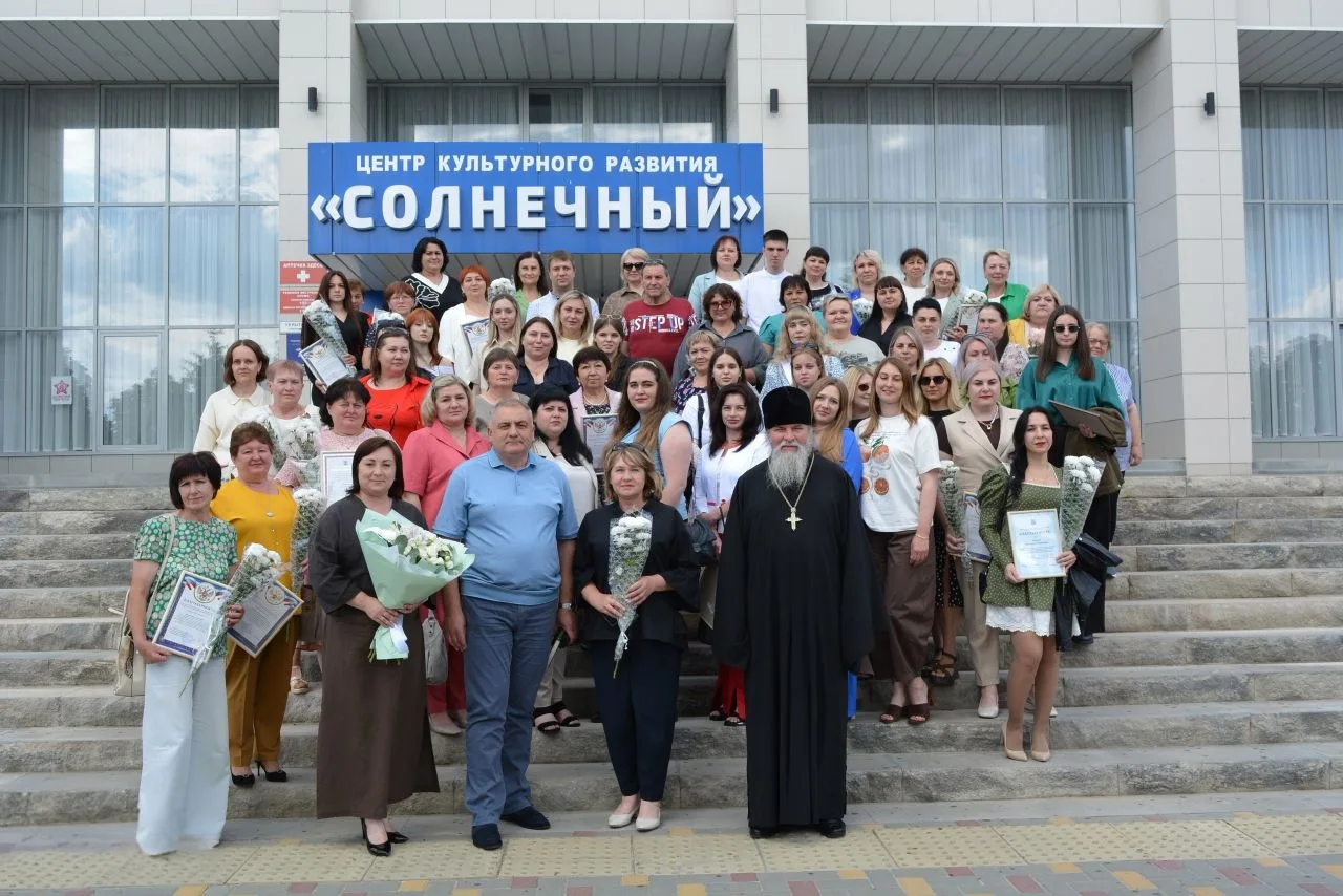 Дорогие друзья! Сегодня мы отмечаем День социального работника