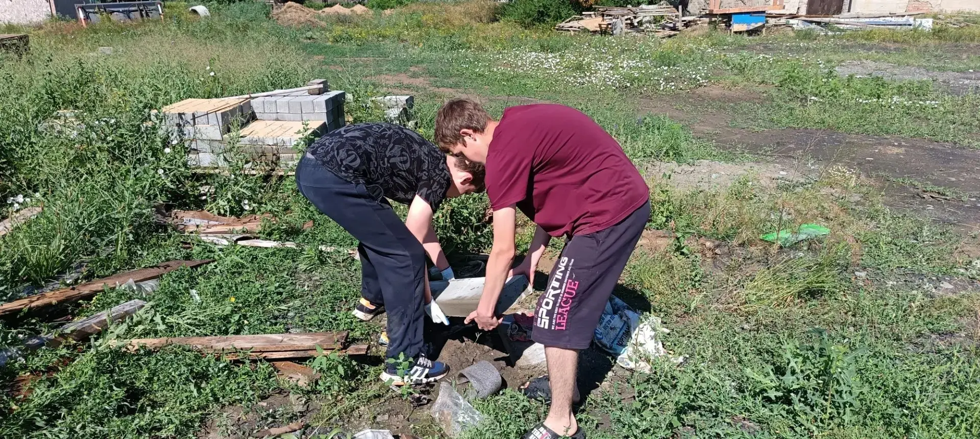 В разгаре долгожданное лето, а вместе с ним у наших обучающихся появилась отличная возможность совме