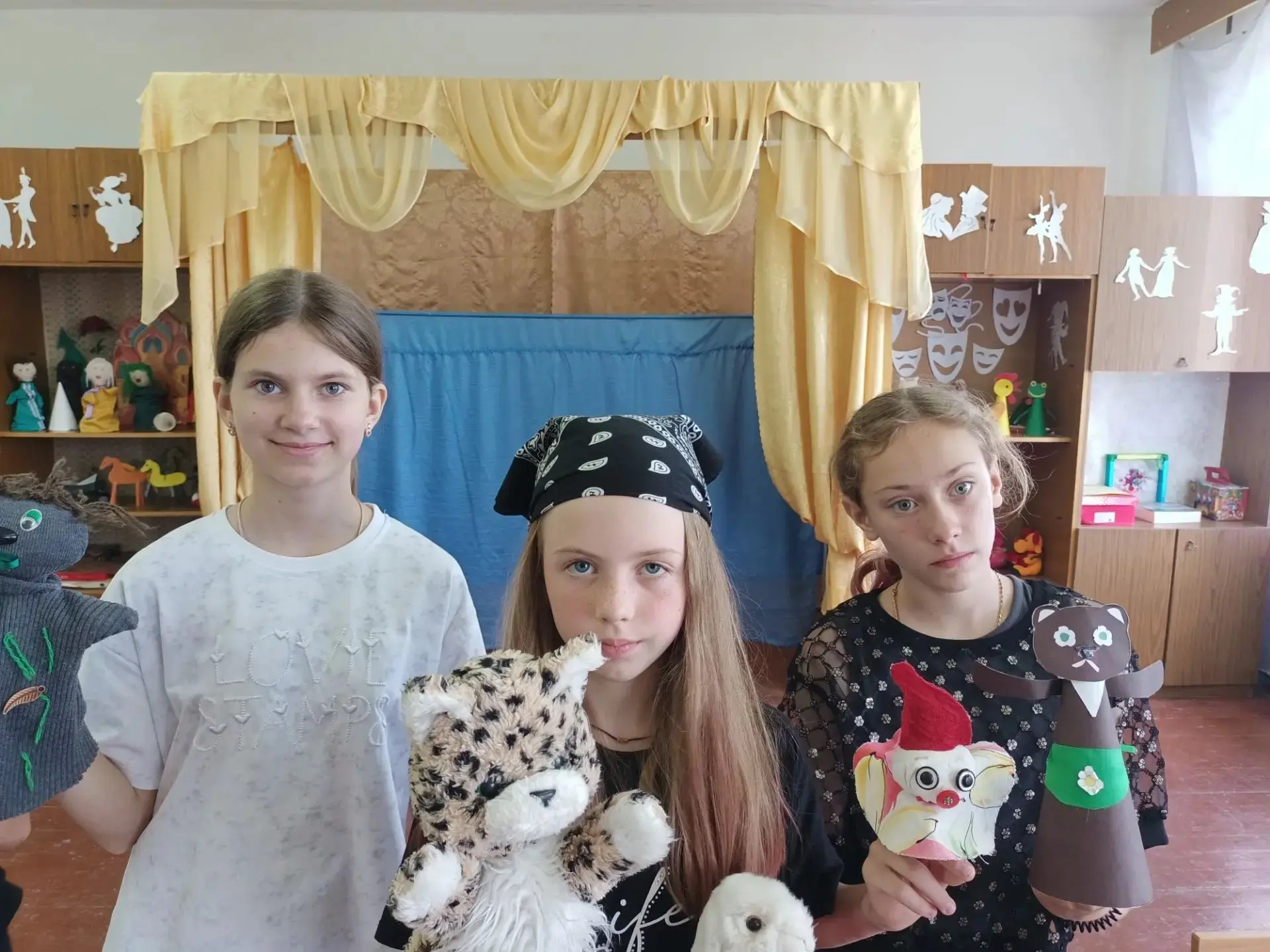 СКАЗКА ОЖИЛА! ✨🎭 
 
В рамках межведомственной операции «Подросток» в творческом объединении «АРТИСТ