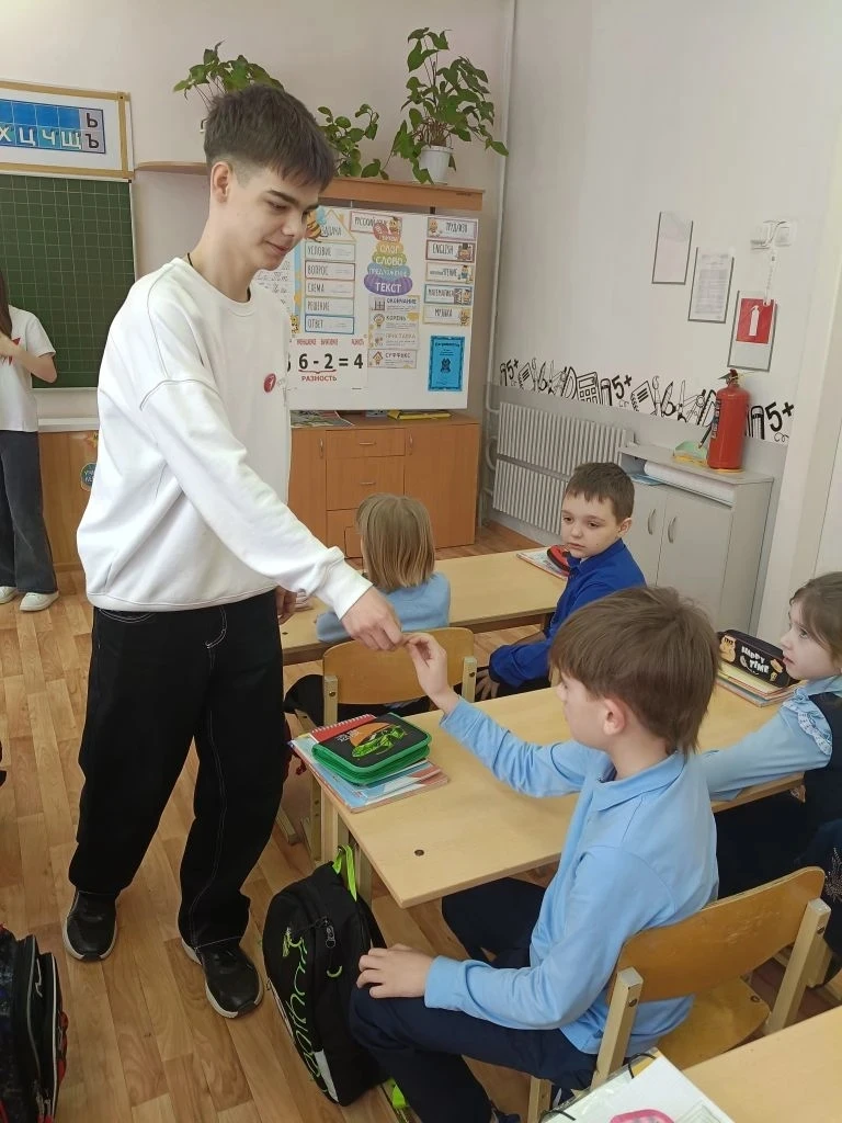 💫 2 марта, 🇷🇺наша страна отмечает праздник — "День Наставника". Этот день напоминает нам о важности 