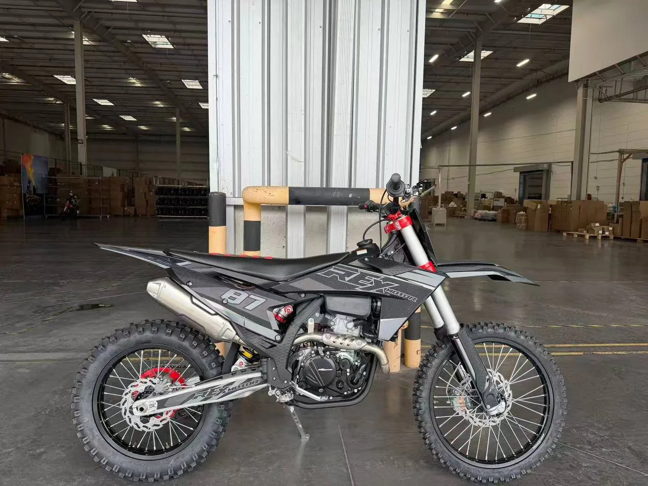 REX MOTOR 87 (NB300)