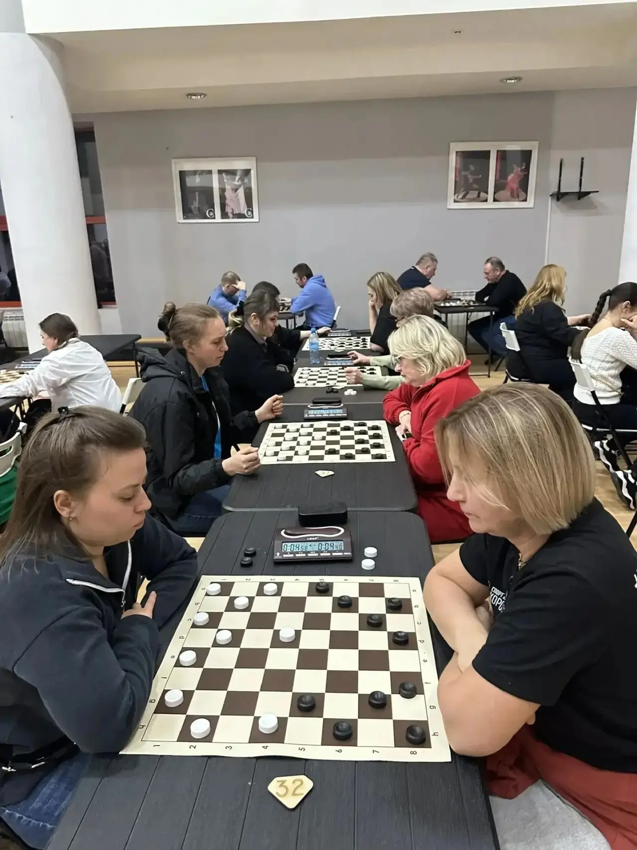 ♟ Наши педагоги принимают участие в соревнованиях!  Педагоги дошкольного корпуса «Сказка» достойно п