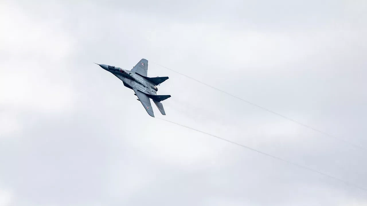 ЗАЩИТА ВОЗДУШНОГО ПРОСТРАНСТВА | ПОЛЬША ПОДНЯЛА ВОЕННУЮ АВИАЦИЮ ПОСЛЕ ВЗРЫВОВ НА УКРАИНЕ

Польша под