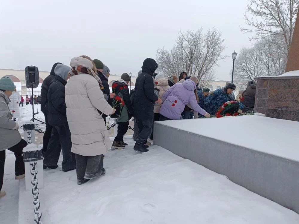 🕯️Ученики 8Ш класса #Родной36 стали участниками значимого для Великого Новгорода события   Вчера в В