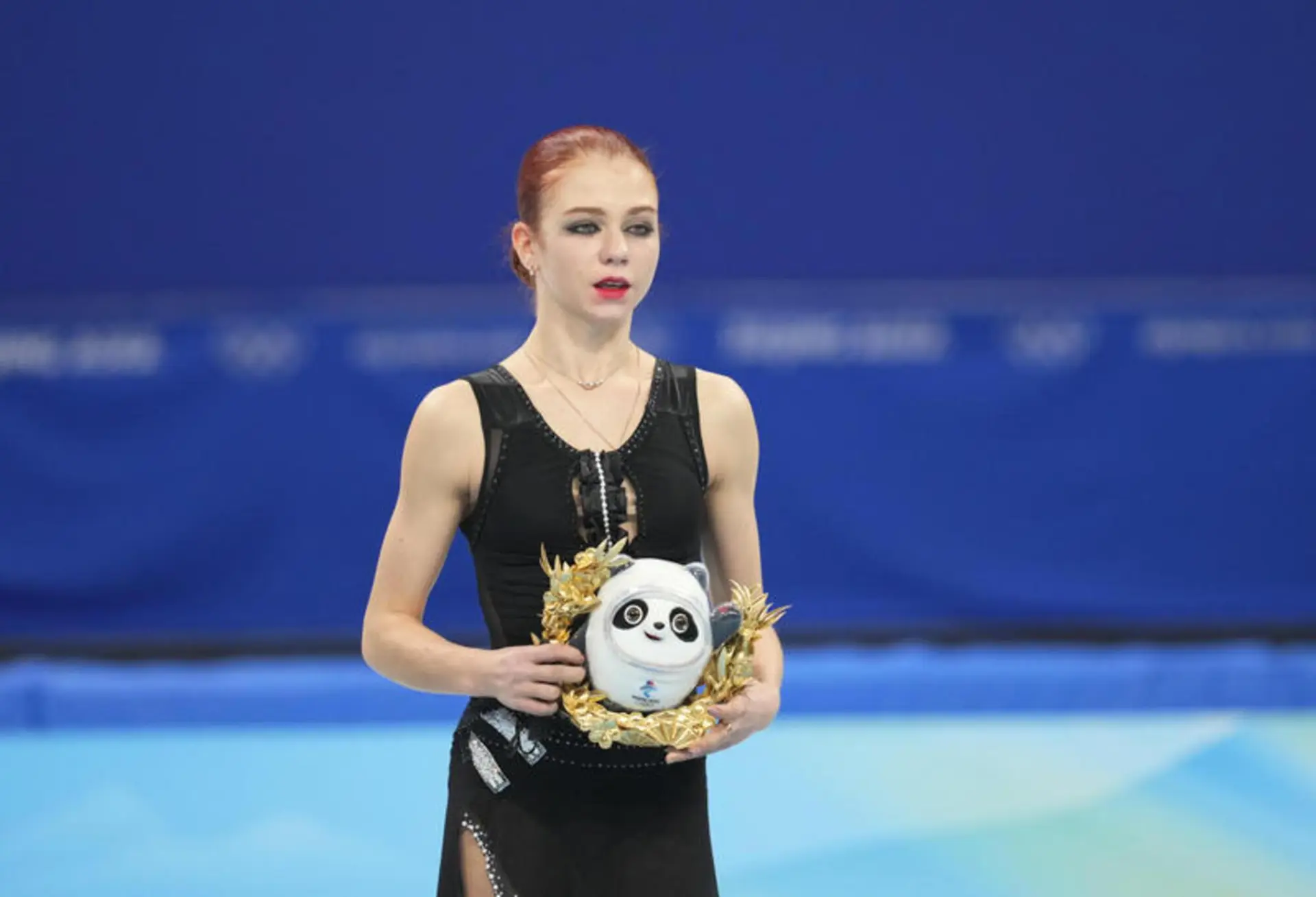 Саша Трусова, дама, что закатила знатную олимпийскую драму из-за «всего лишь» серебра, ...