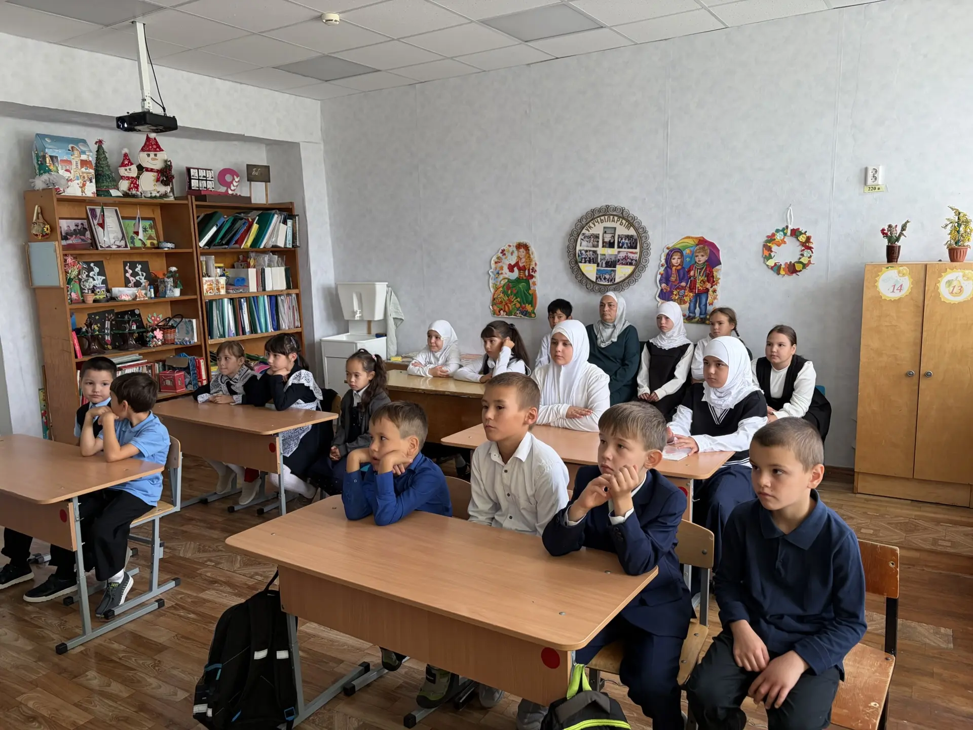Неделя народных традиций: сказки и диктант о главном 📚✨