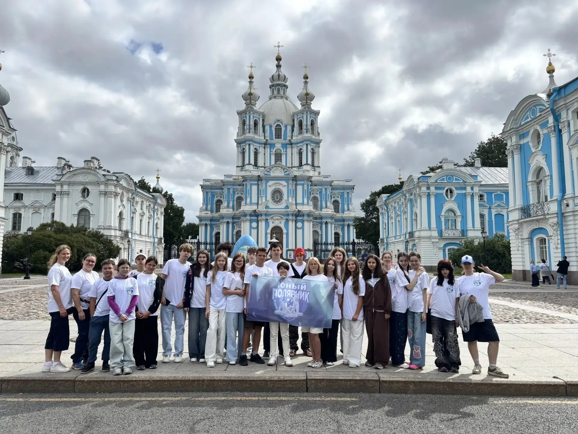 🗣 Ученица 6 «Г» класса Алина под чутким руководством учителя биологии и географии Джаф...