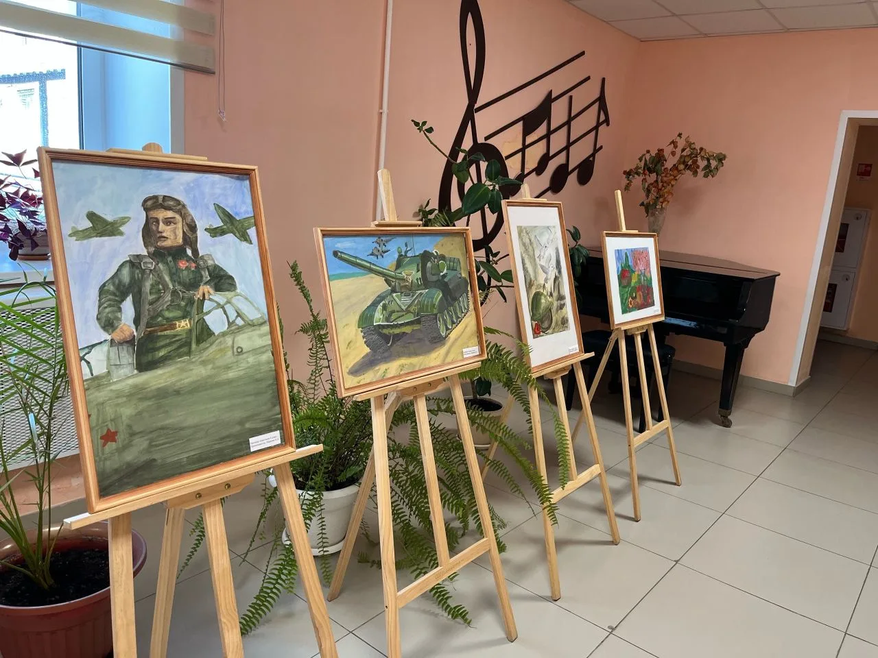 В преддверии Дня Победы ученики нашей детской школы искусств подготовили особенную выст...