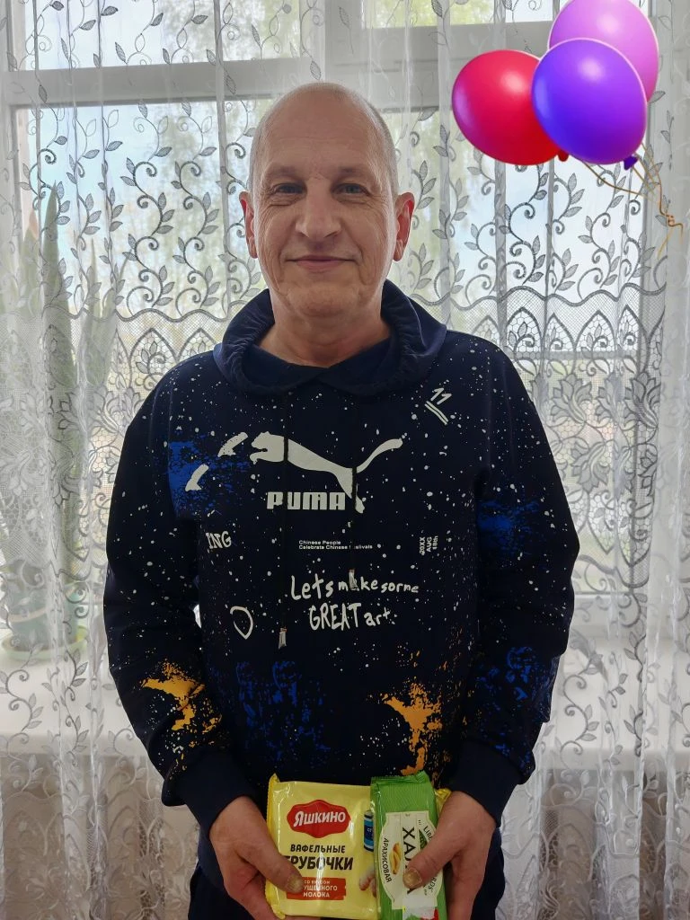 Поздравляем нашего проживающего Романа Леонидовича с Днем рождения! 🎂🎂🎂🎈🎈🎈🎈