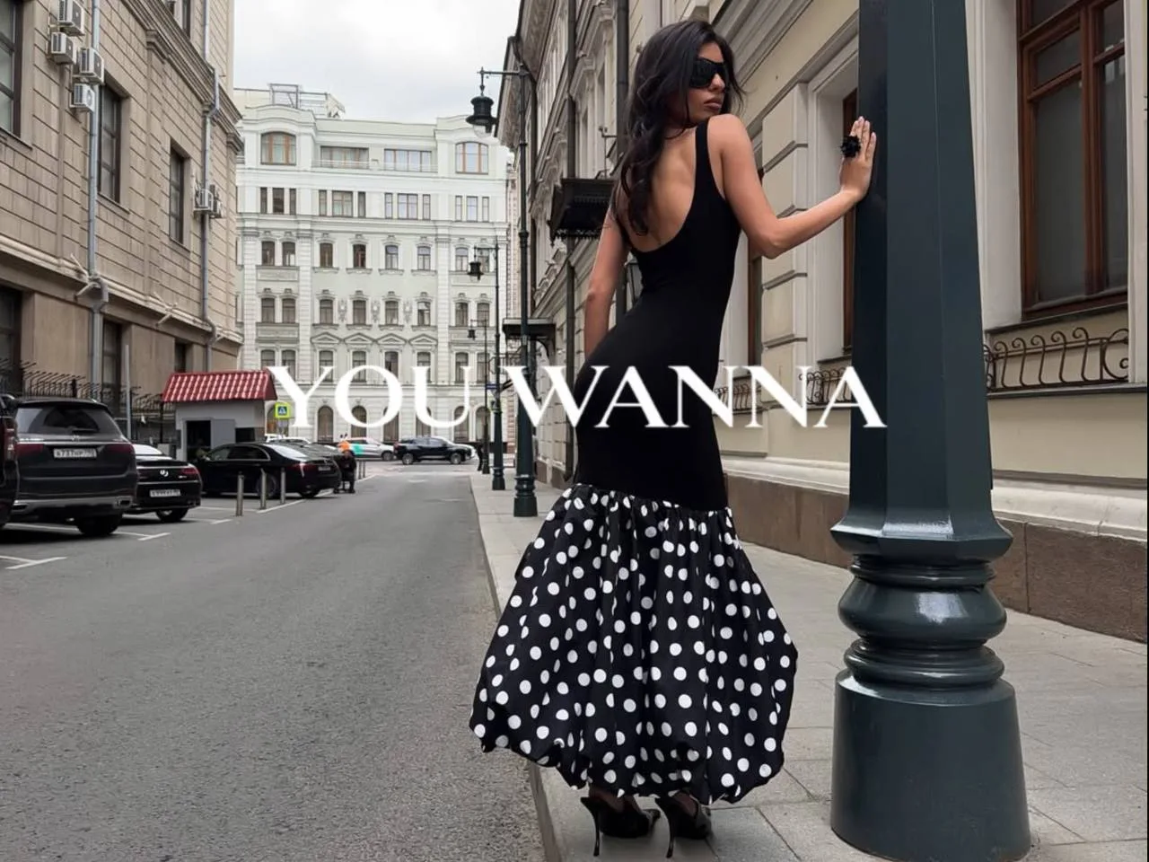 То самое платье для эффектного выхода в трендовом принте polka dot из новой коллекции YW.

You-wanna