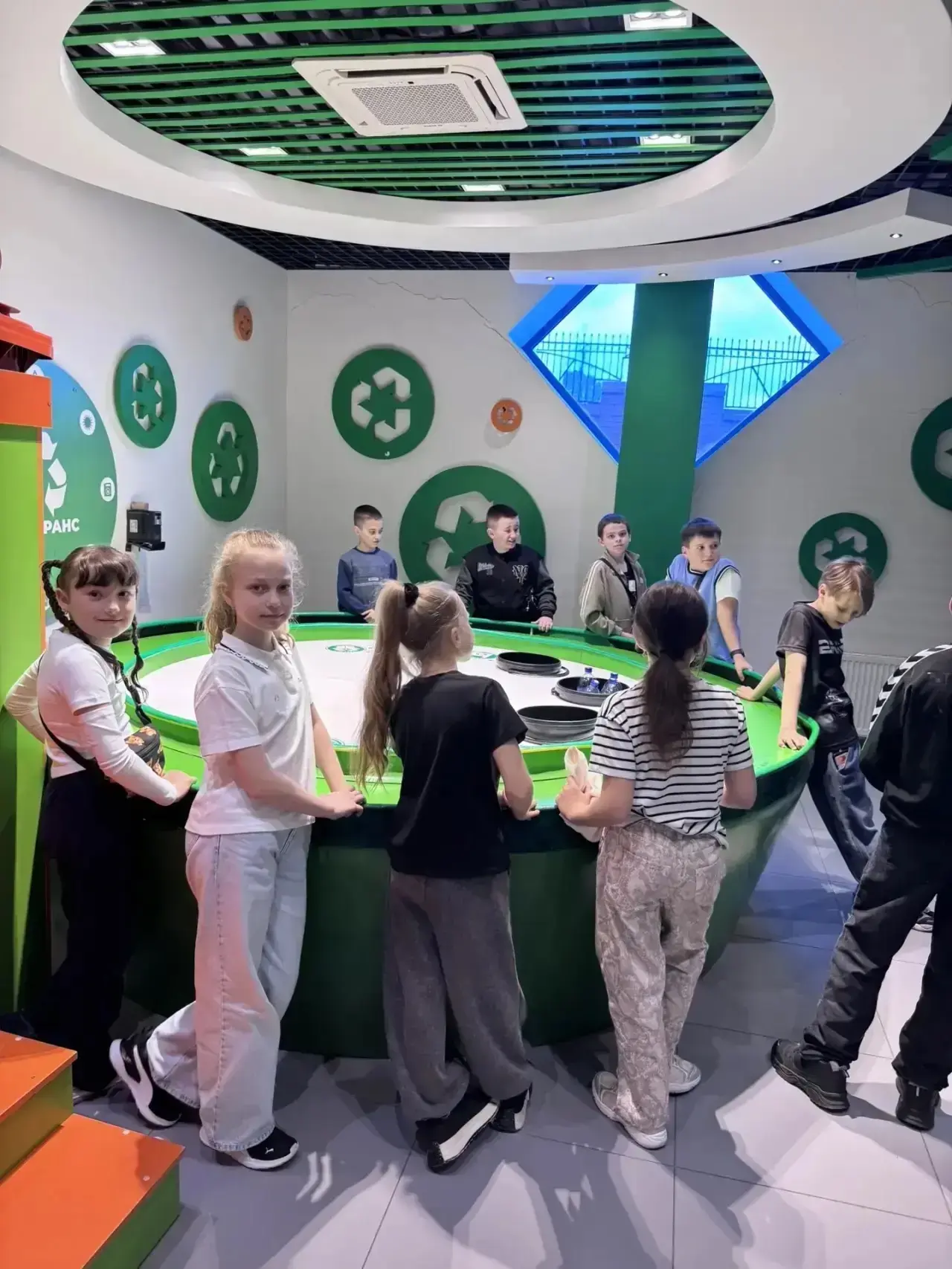 КОСМИЧЕСКОЕ ПРИКЛЮЧЕНИЕ 3 «Б» КЛАССА В МАСТЕРСЛАВЛЕ!   Ребята 3 «Б» класса вчера посетили Мастерслав