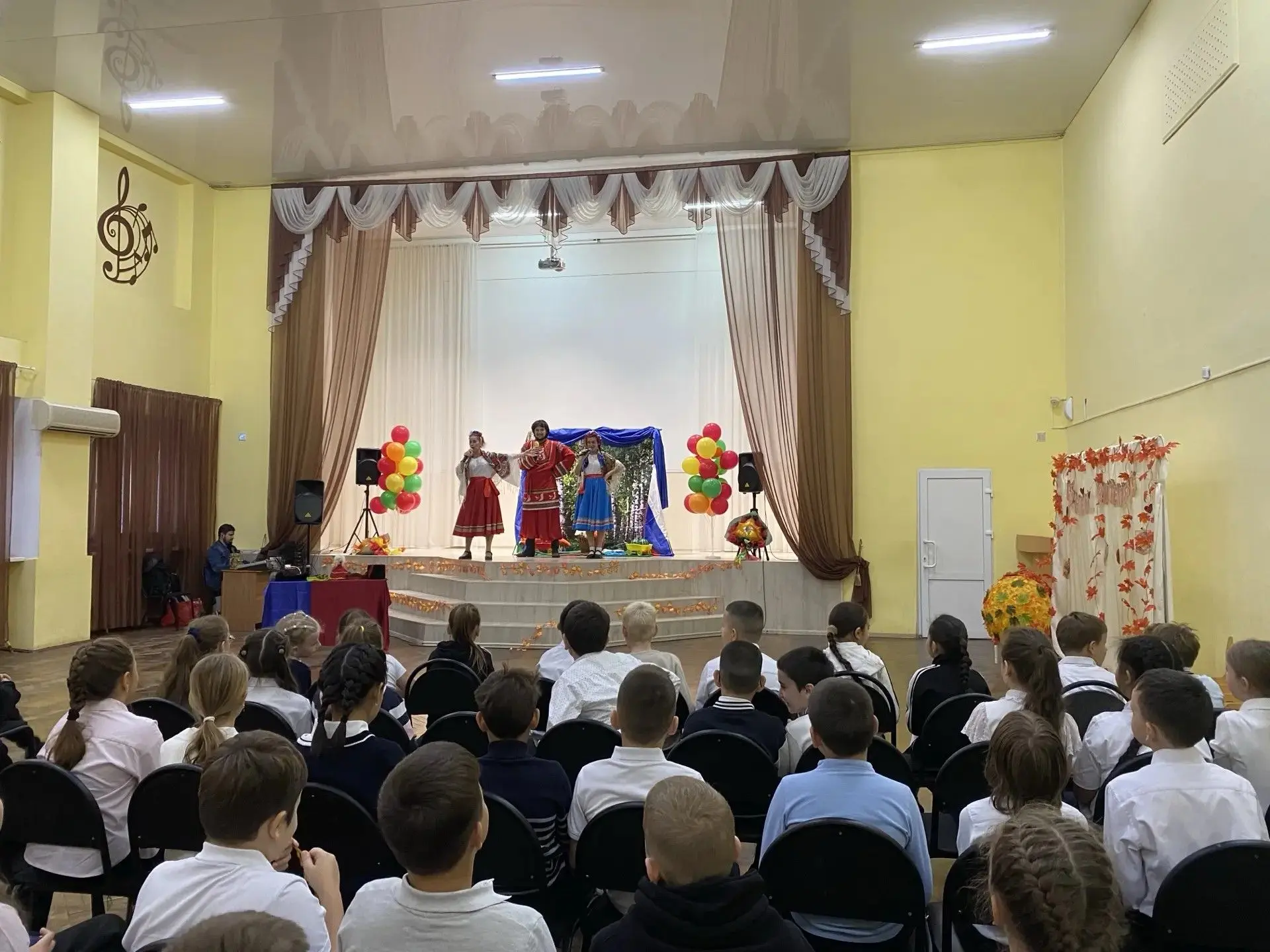 🎉 «Я, ты, он, она — вместе целая страна»! 🎉
