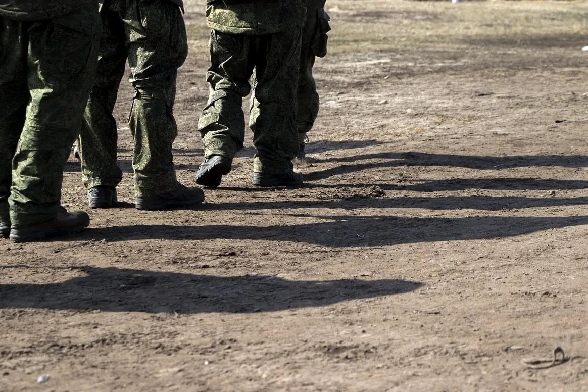 Участника СВО из Удмуртии уволили с военной службы после того, как он стал опекуном сво...
