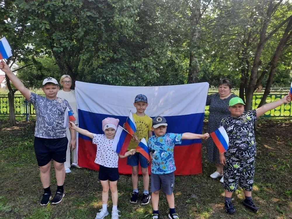 На территории нашей школы МБОУ НШ д. Ивановка состоялось яркое мероприятие, объединивше...