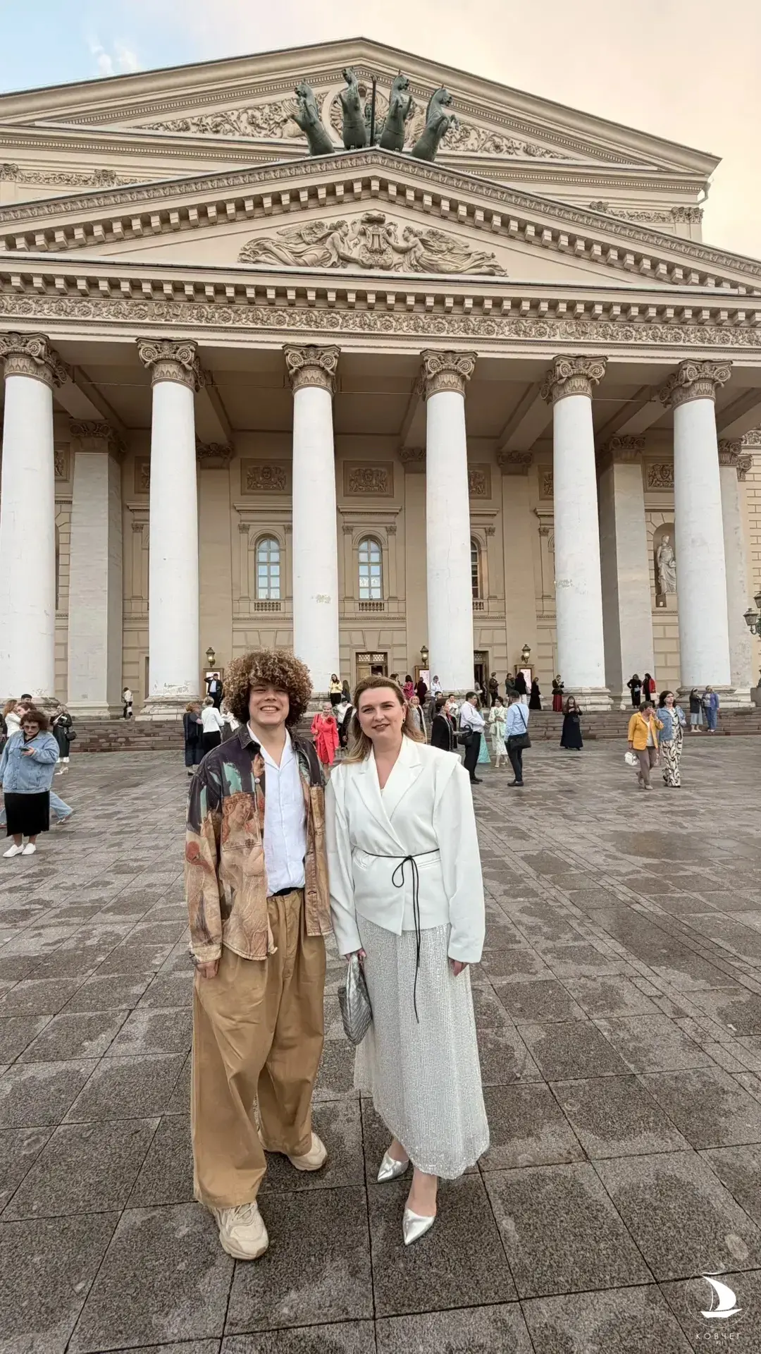 За кулисами самого главного театра страны — настоящее волшебство! ✨

Вчерашний вечер доказал: у педа
