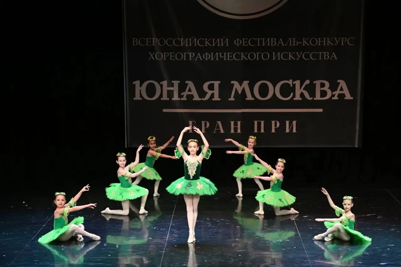 ✨ Ещё одна важная победа в копилке «Школы русского балета»!✨

☺️Студия «Школа русского балета» приня