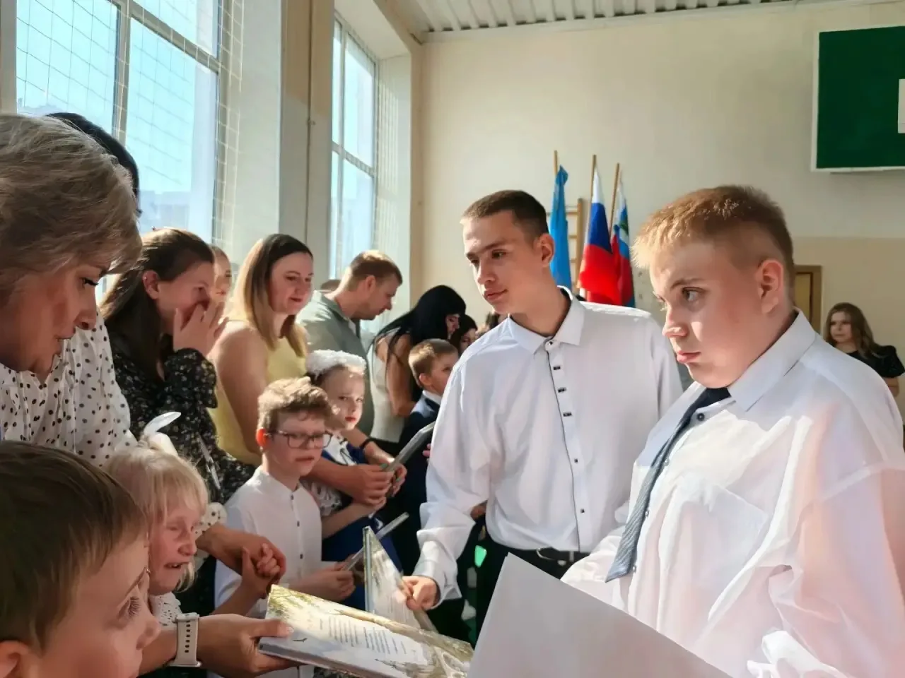 Сегодня состоялась торжественная линейка, посвящённая Дню знаний! 1 сентября 2026 года ...