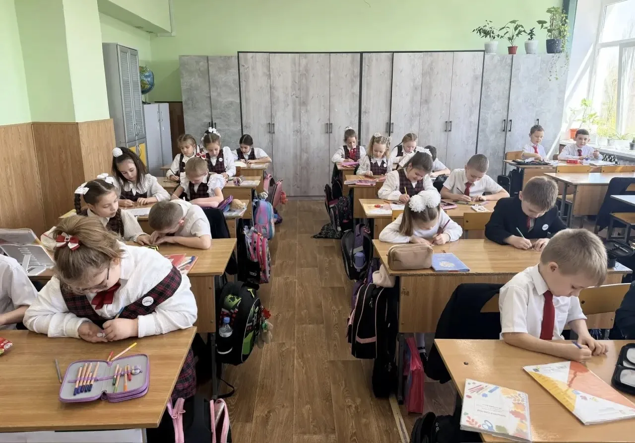 🧠✨ В рамках «Недели психологии» с учащимися начальных классов было проведено игровое занятие «Волшеб