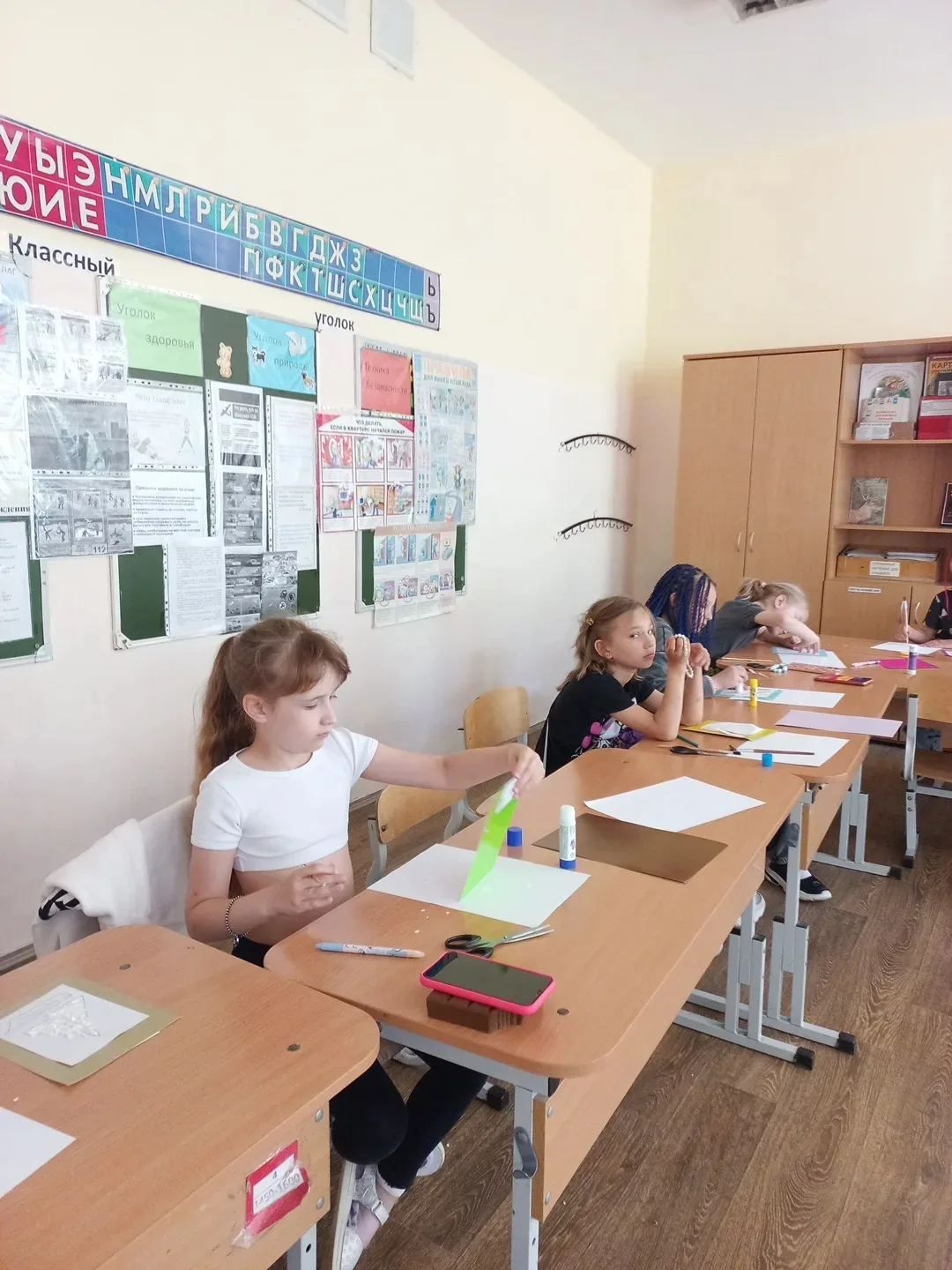 🌅 «Парусник» из хрупких кусочков: когда терпение и фантазия творят чудеса! 🚢✨

В рамках проекта «Л