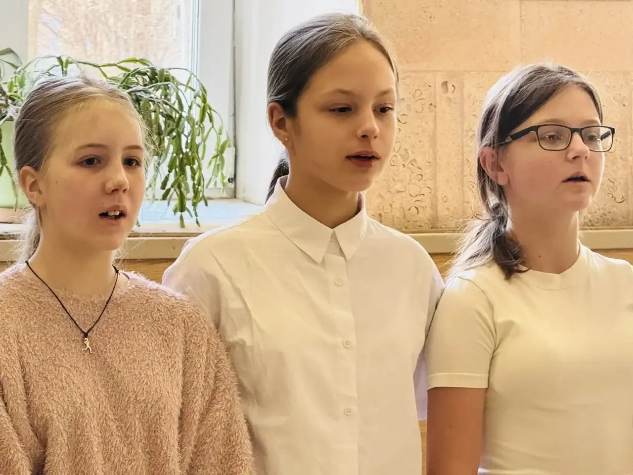🚀65 ЛЕТ ТРИУМФА:  СТАРТОВАЛА НЕДЕЛЯ КОСМОСА!  🇷🇺Новая учебная неделя в нашей школе началась традицио