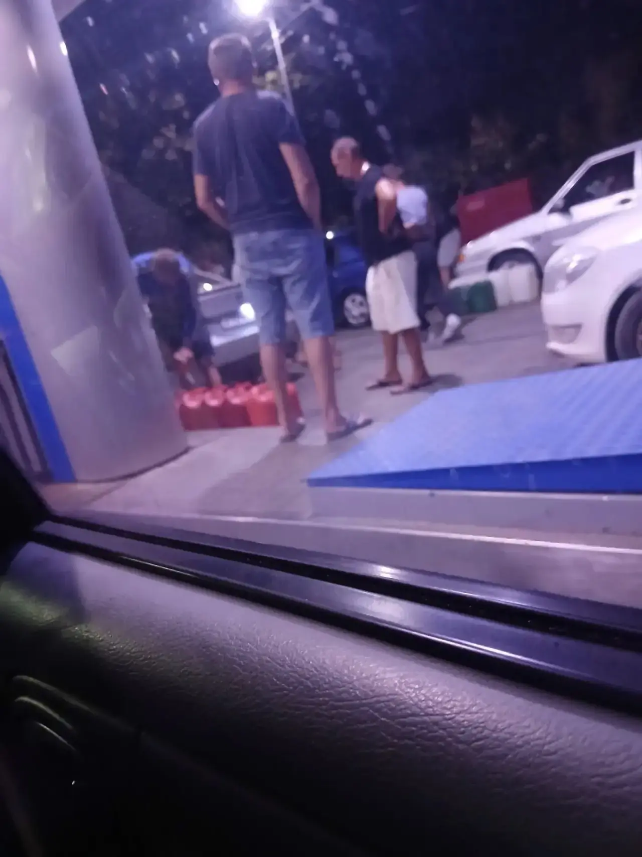 Беспредел на заправках нашего поселения 🤬⛽️