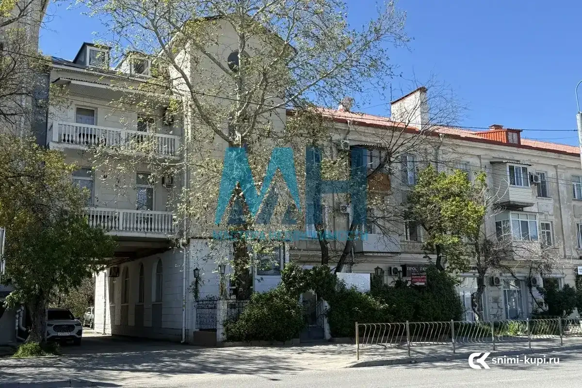 Коммерческая, 435.4 м², 1 эт.