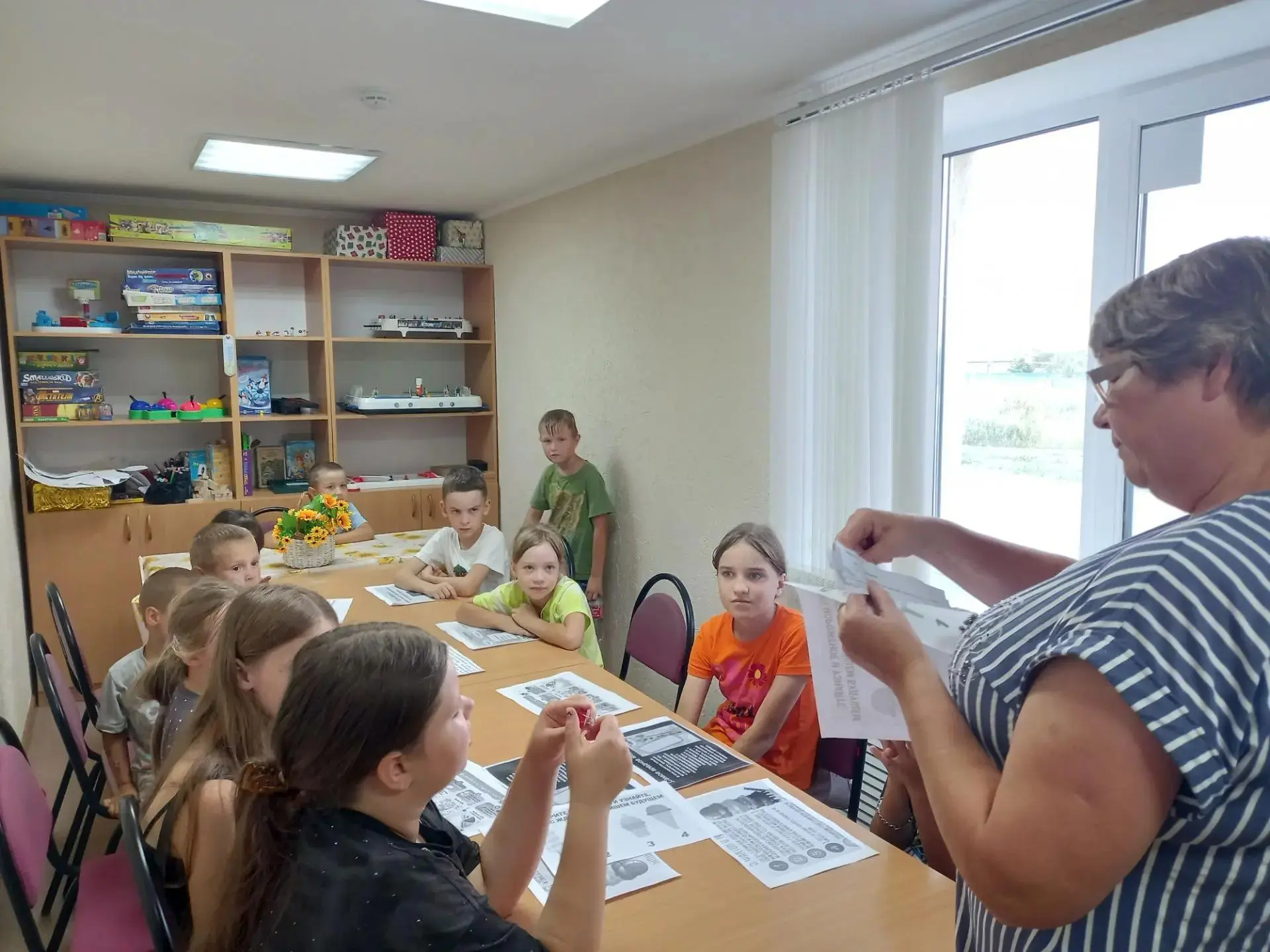 В Большекаменском сельском клубе прошла познавательная программа «Летние радости»
                  