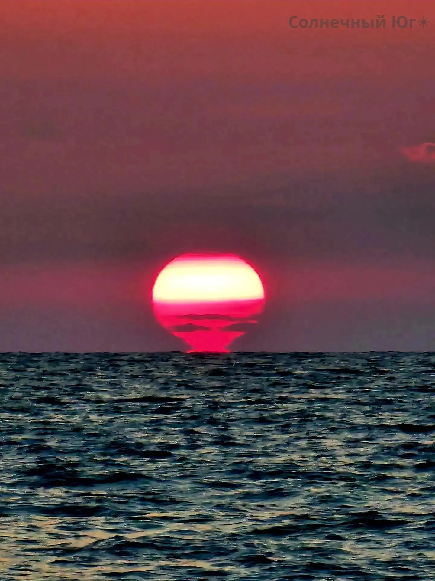 🌅 День был сегодня по-настоящему тёплым…