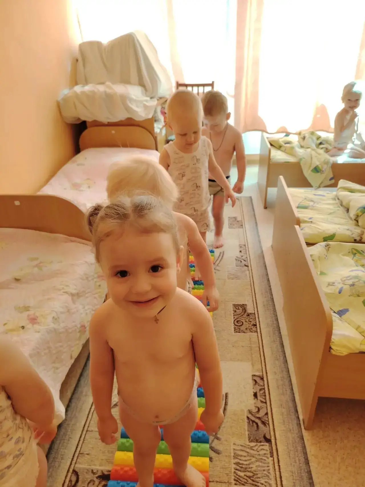 Гимнастика пробуждения — залог хорошего дня!

Многие родители думают, что после дневного сна ребенка