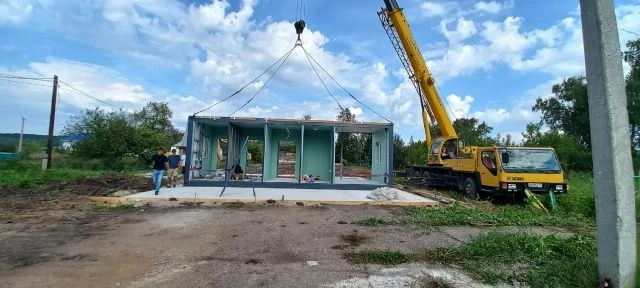 Продолжается строительство модульного ФАПа в селе Татар-Улканово.