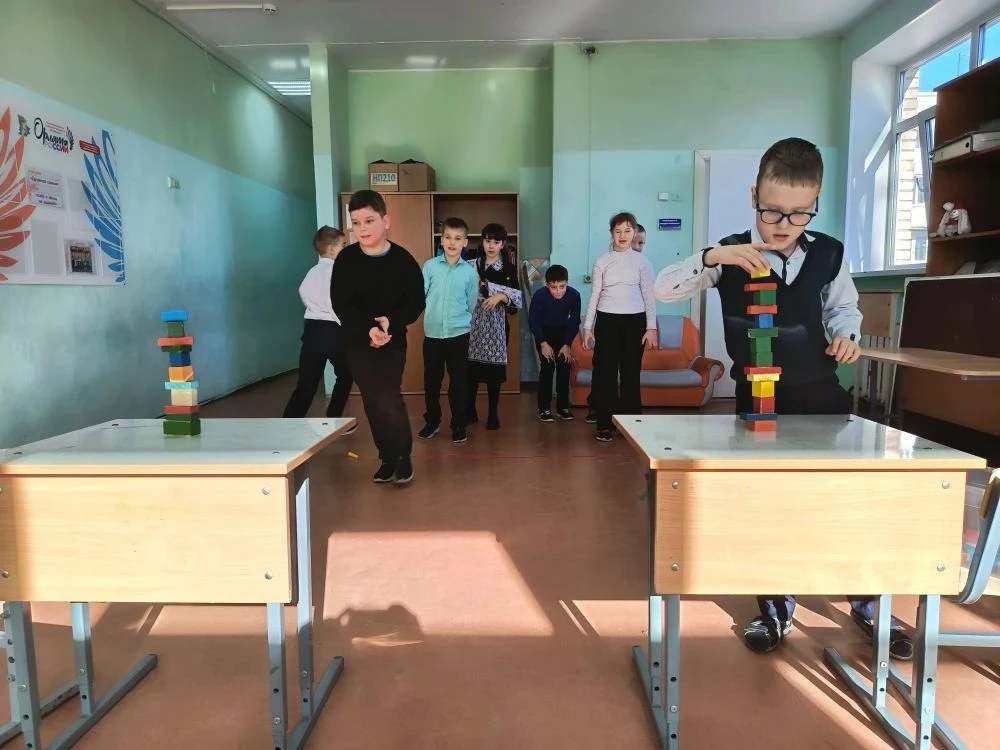 🎈 Как замечательно праздновать приход весны! На весенних каникулах наши третьеклассник...