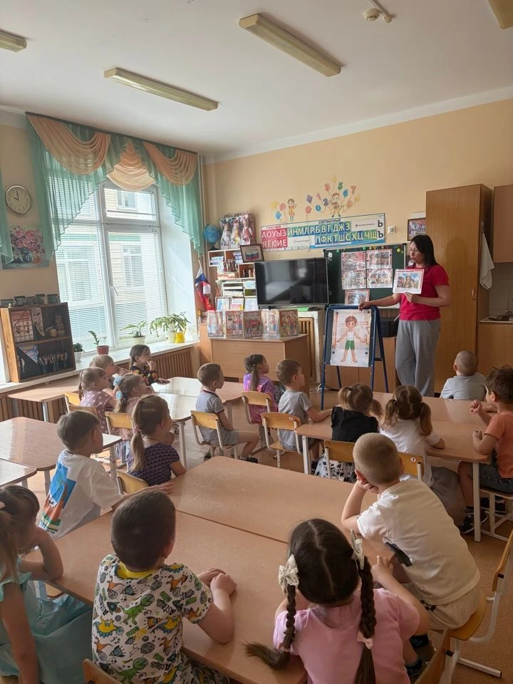 30 апреля 2026 года в средней группе «Родничок» прошло занятие на тему: «Отважные пожарные»,  посвящ